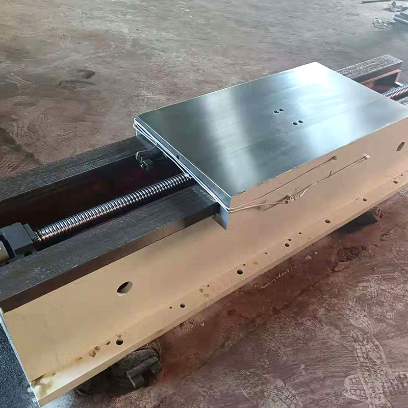 Mechanical slide table